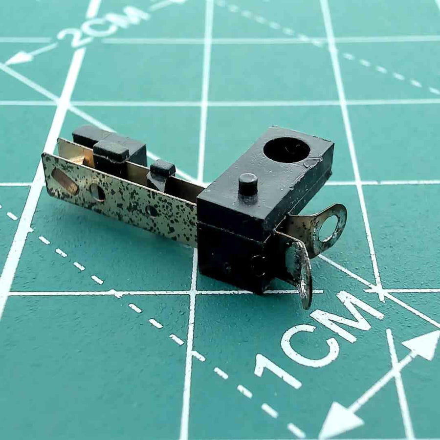 Microîntrerupător W01047 pentru echipamente audio vintage