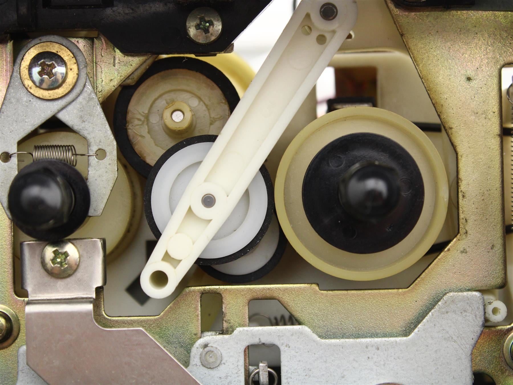 Pioneer CT-F605 Replacement Idler Wheel Set for Cassette Deck