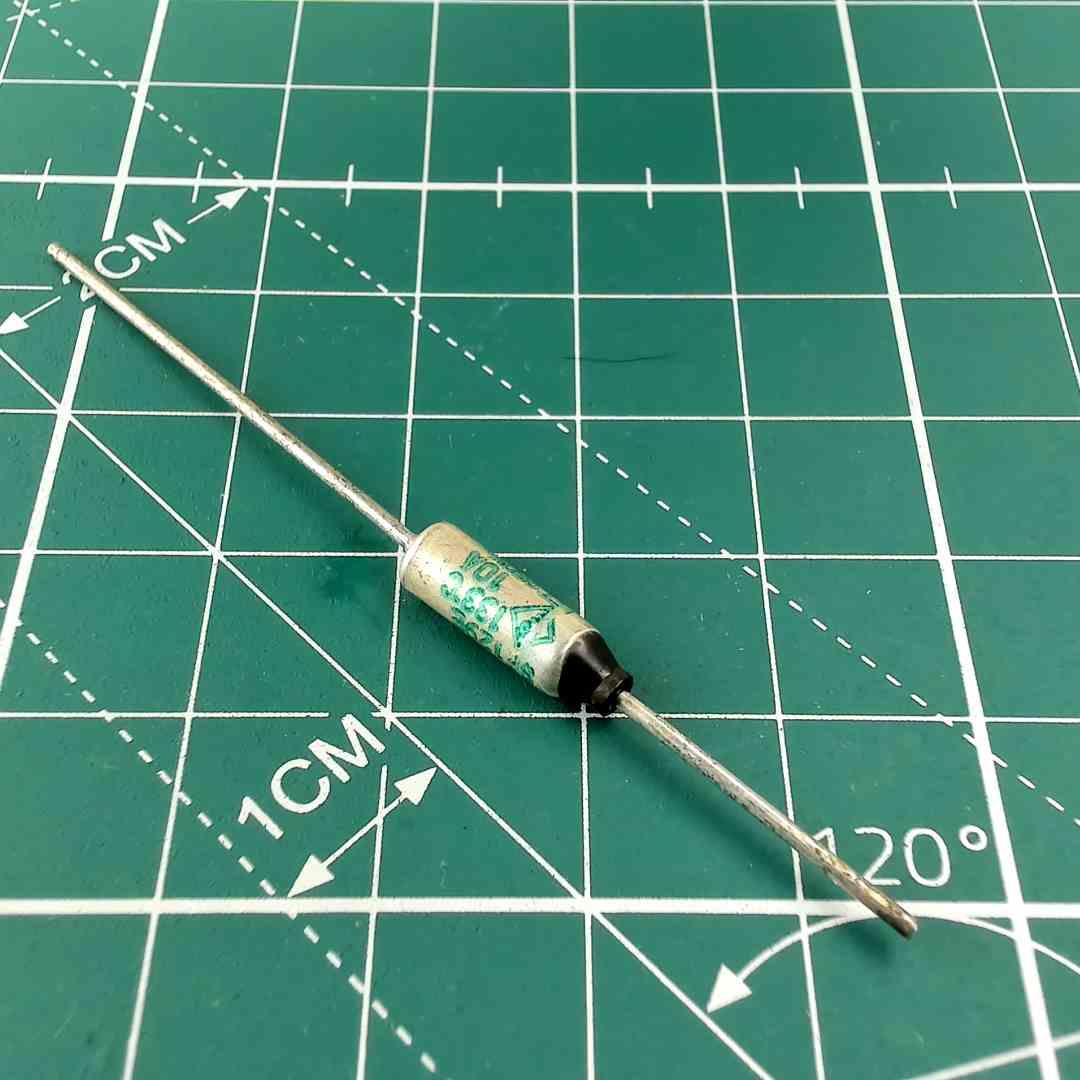 Thermal fuse 12mm 133ºC 250V 10A
