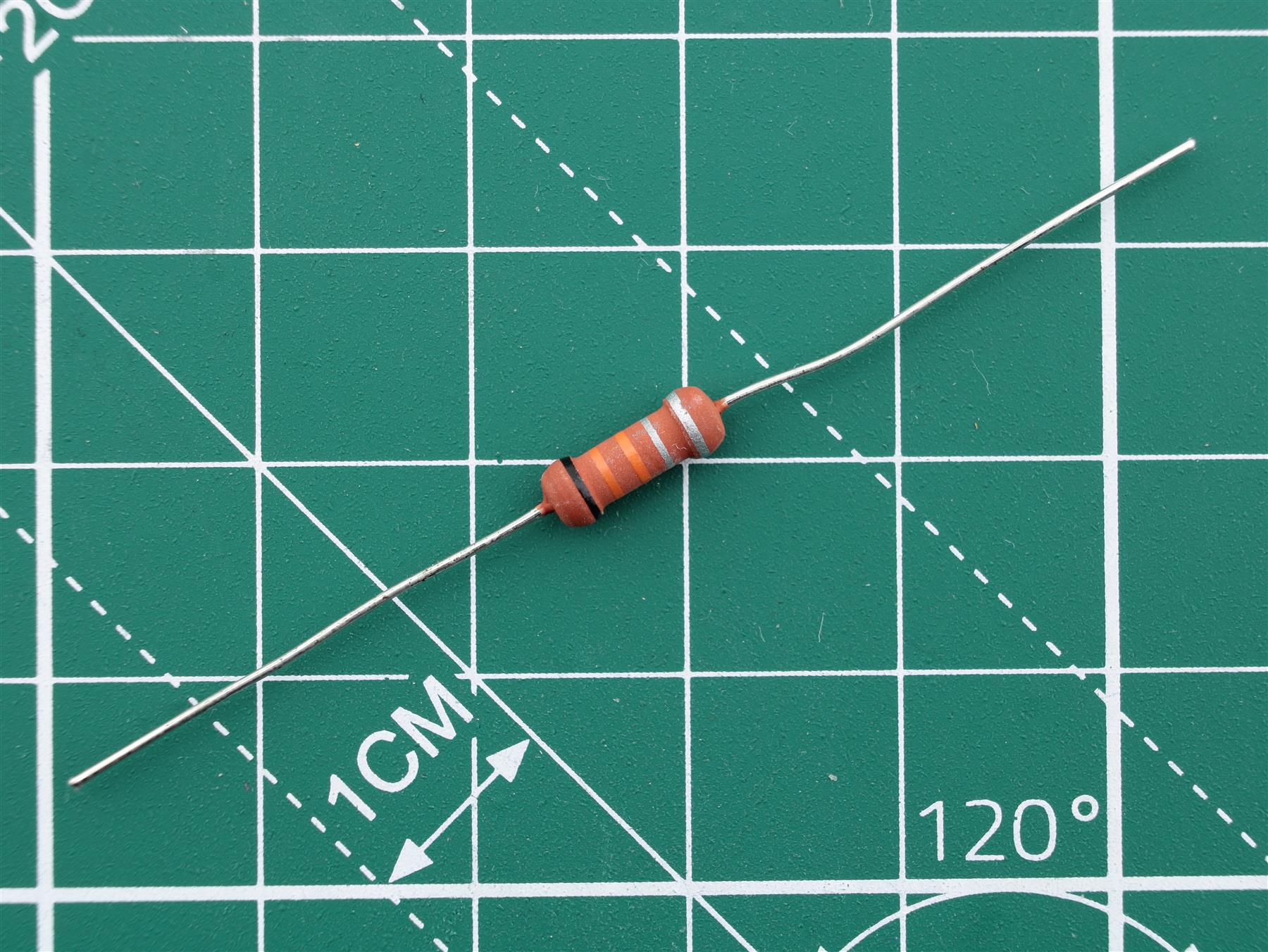 Fuse resistor 0.33R 1W 10% Ø3.5x10m