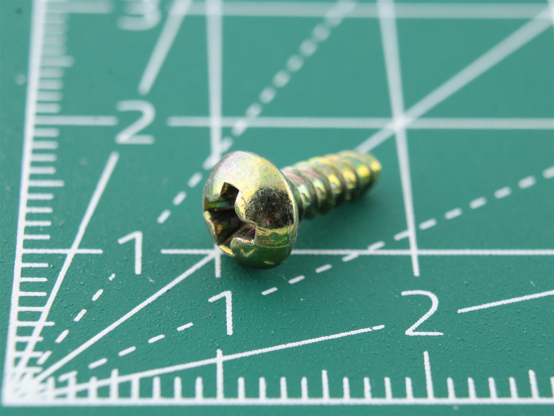 Custom Screw M2.9 x 10 for Vintage Audio Equipment (Sony,Aiwa,Pioneer)