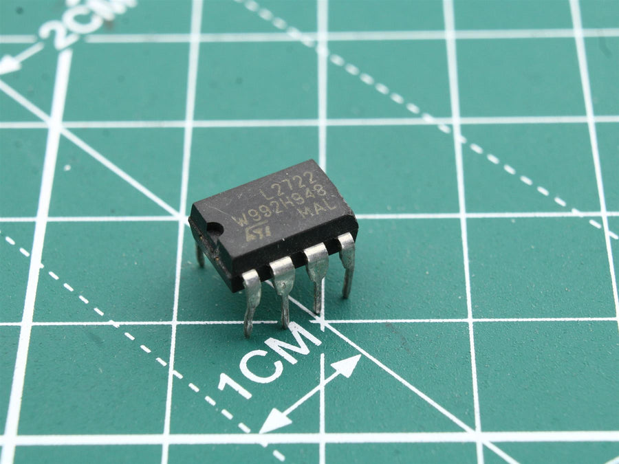 L2722 circuit integrat