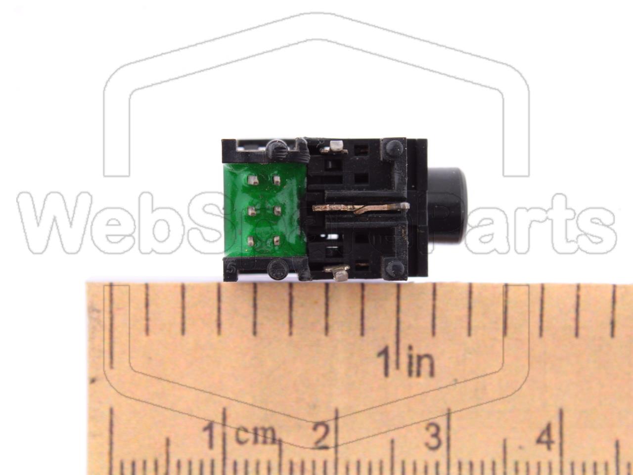 Aiwa W00180 Headphones PCB Jack for Vintage Audio Repair