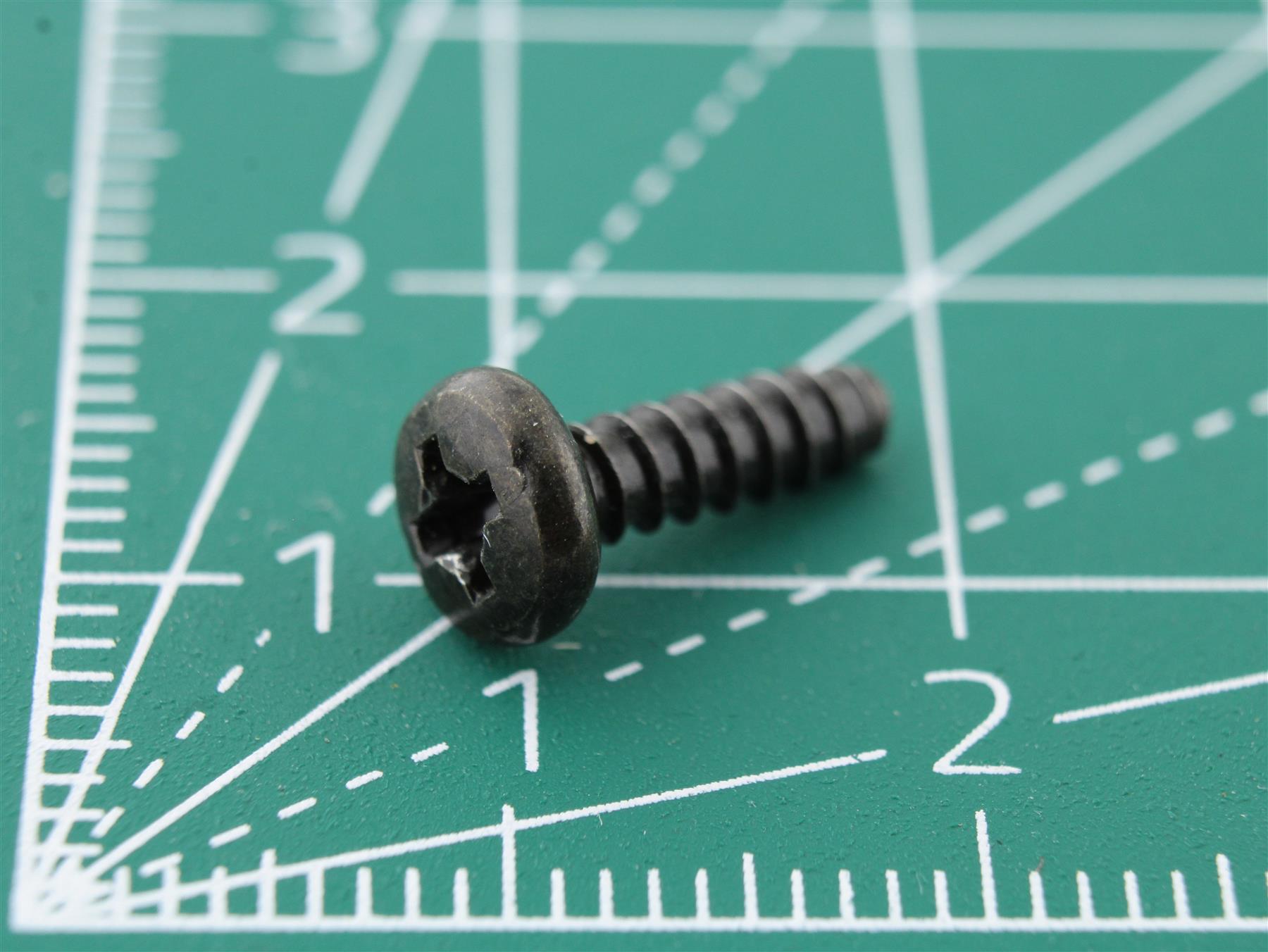 Custom Screw M2.85 x 11.8 for Vintage Audio Equipment (Aiwa)