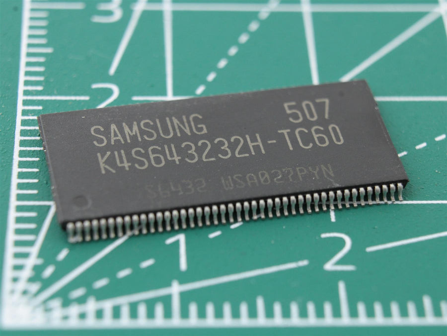 K4S643232H-TC60 circuit integrat