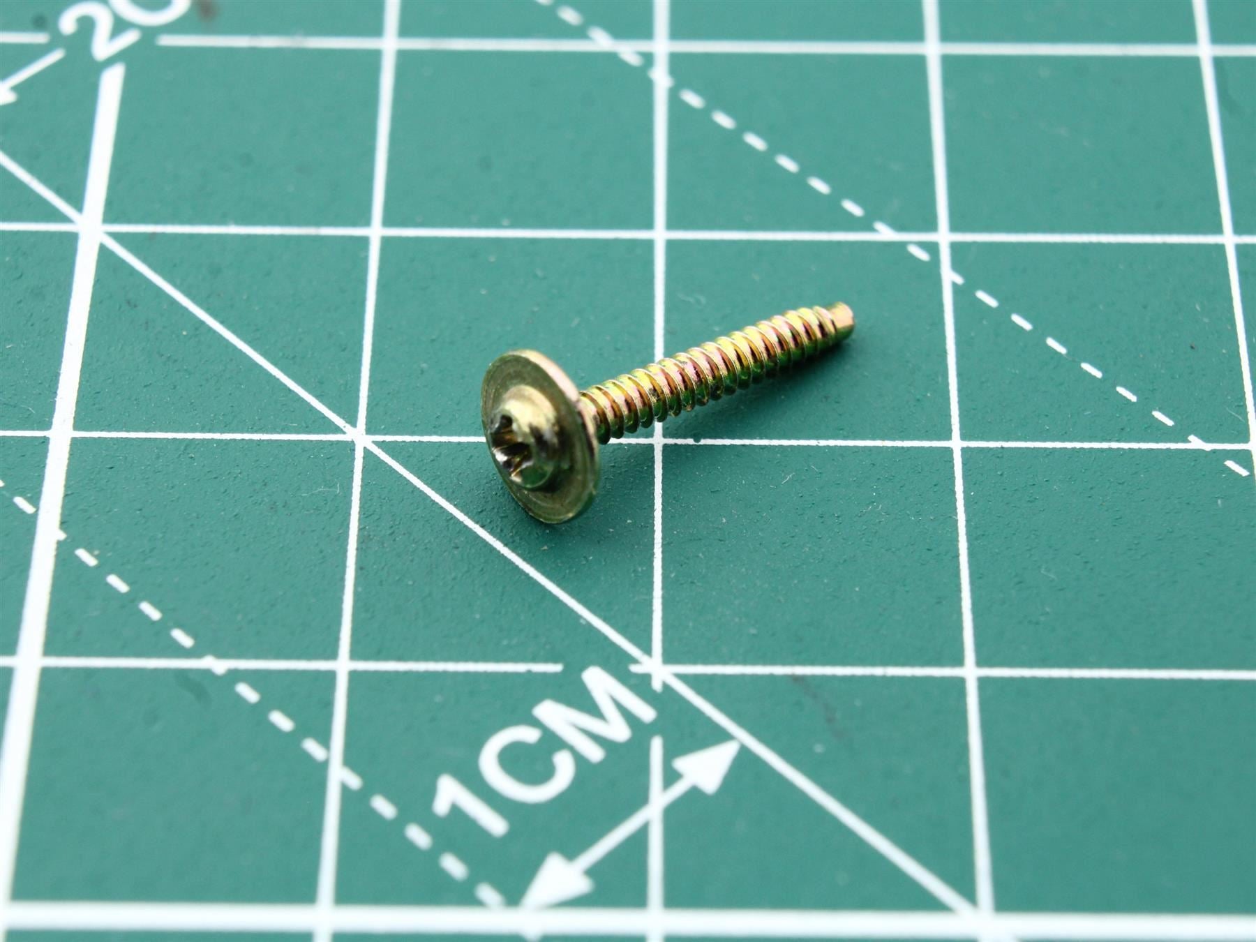 Harman Kardon TD-212 Screw Pinch Roller Cassette Deck (Pos.10)