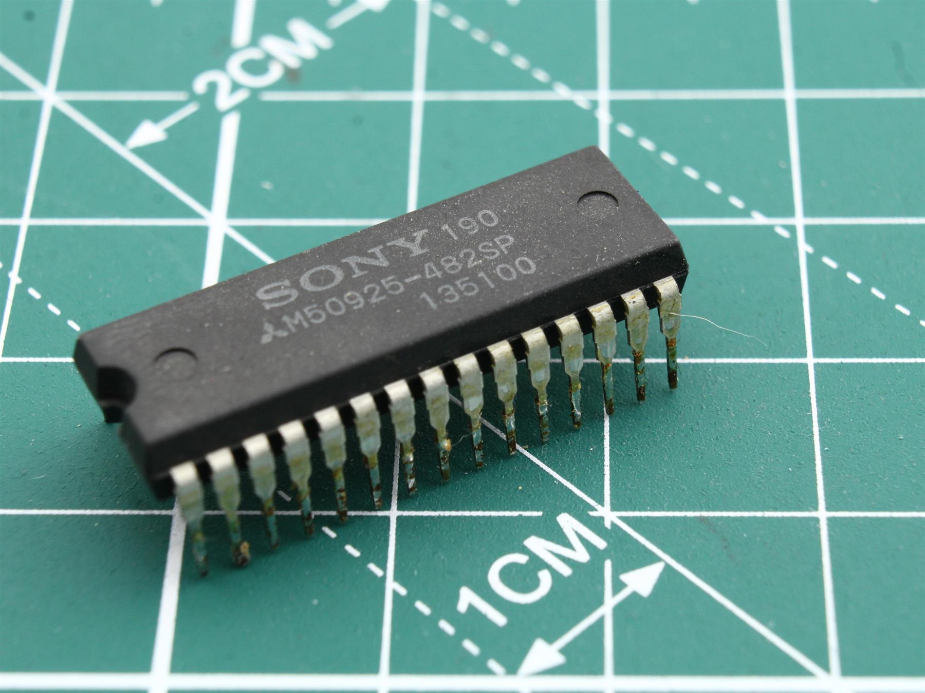 M50925-482SP integrated circuit SONY TCD505