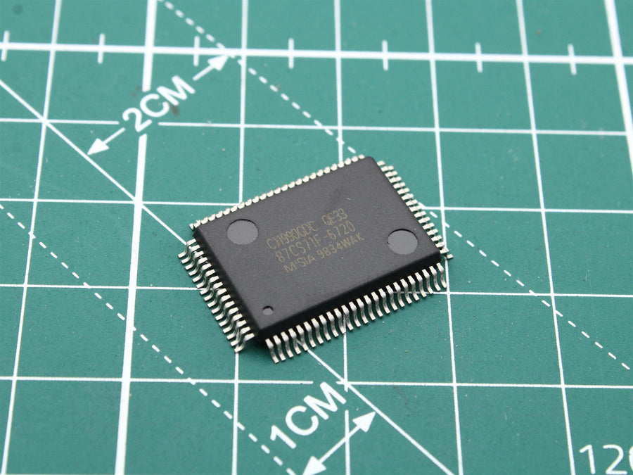 87CS71F-6720 GRUNDIG circuit integrat
