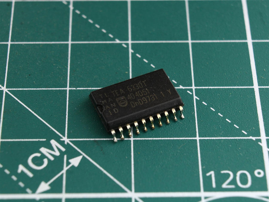 TEA6330T circuit integrat