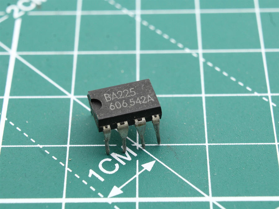 BA225 circuit integrat