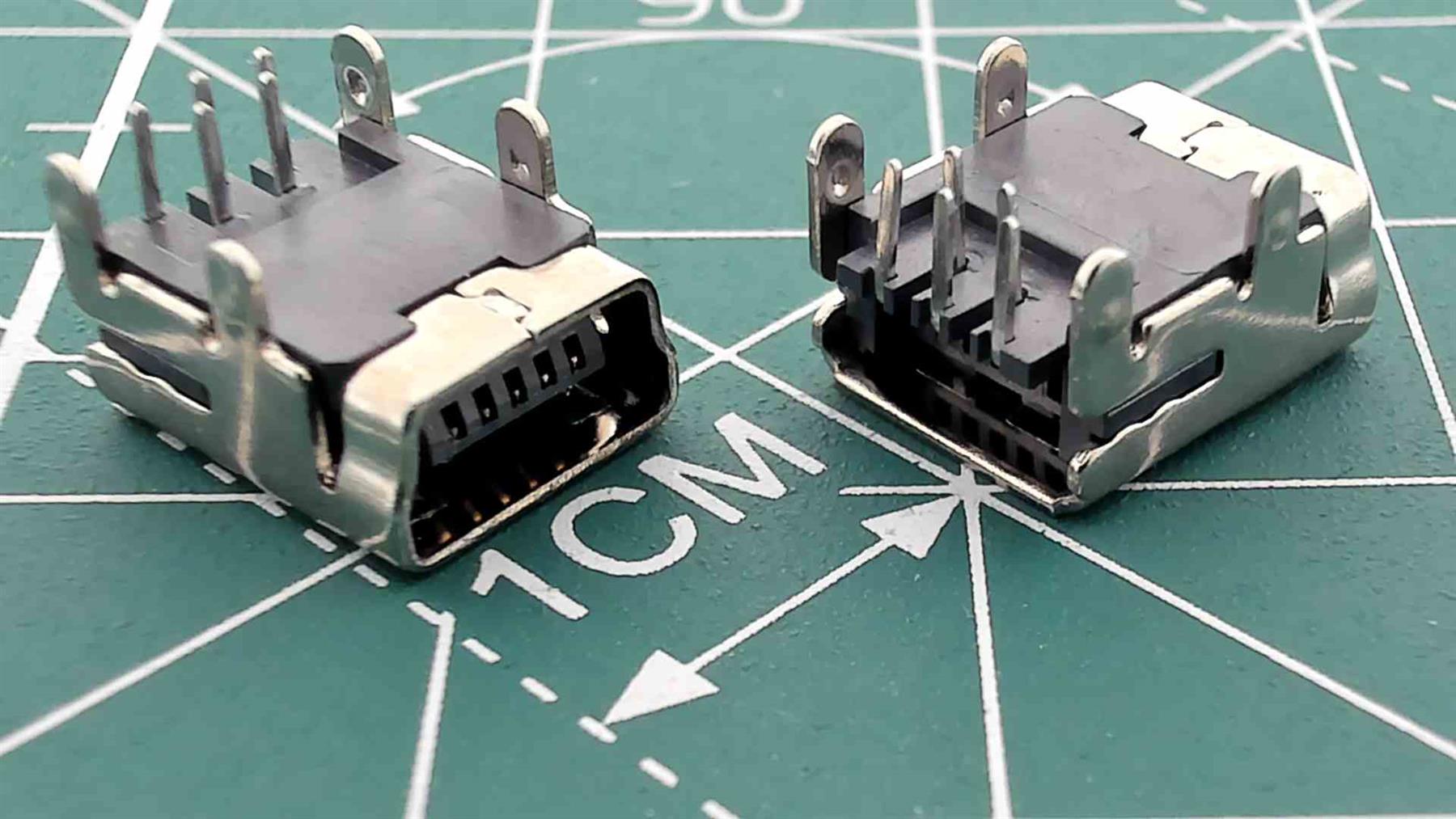 Micro USB Female Connector for PCB Soldering S7470