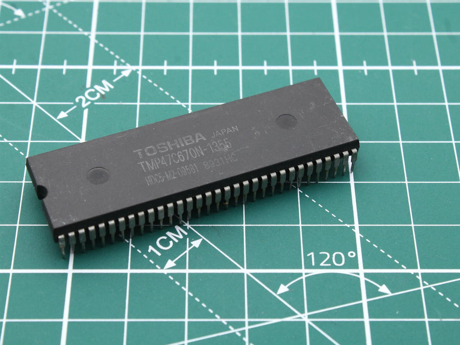 TOSHIBA TMP47C670N-1355 circuit integrat