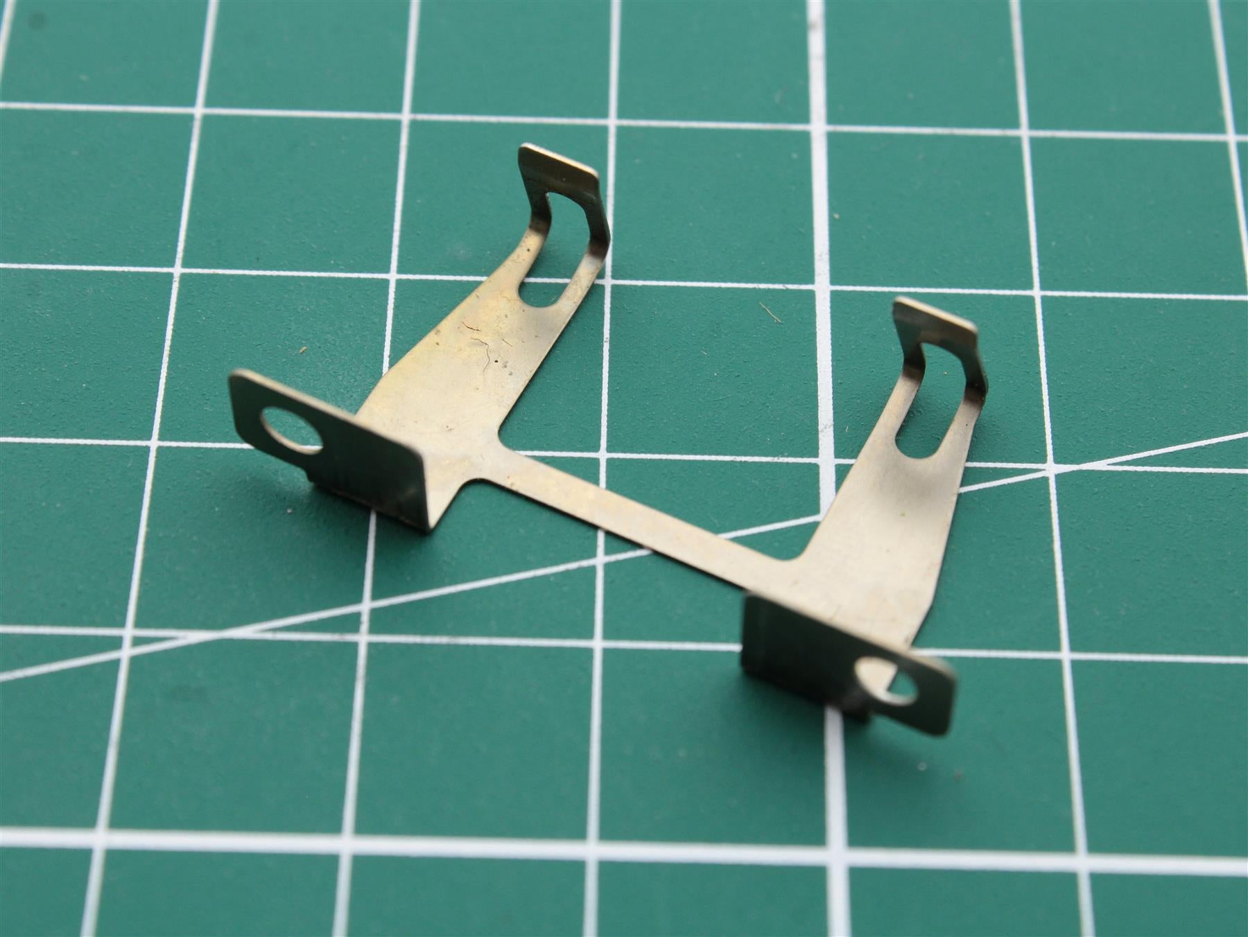 Bang & Olufsen 2816281 – Leaf Spring Genuine Reconditioned Pa