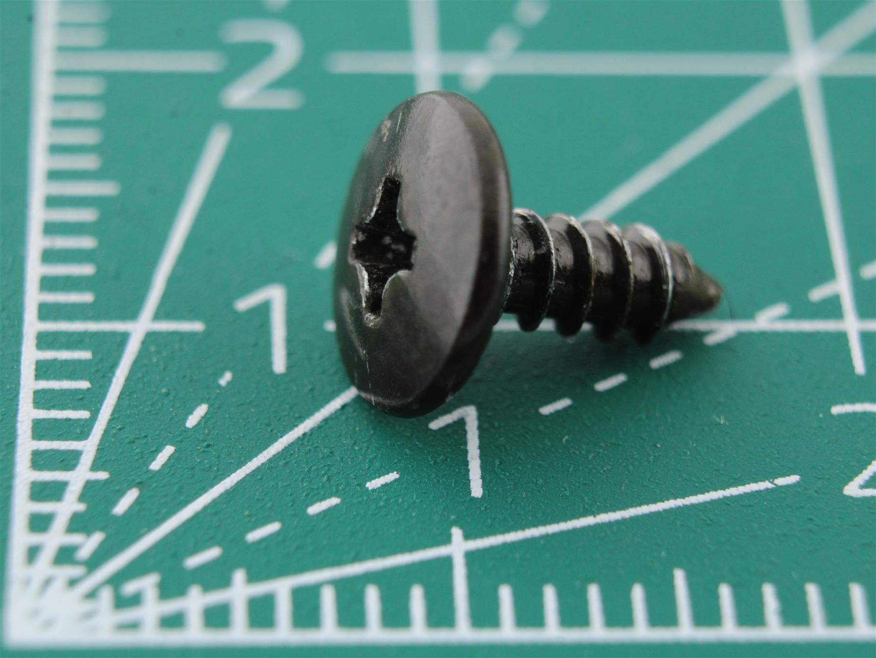 Custom Screw M2.9 x 9.2 for Vintage Audio Equipment (Technics)
