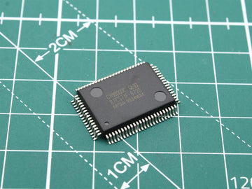 87CS71F-6720 GRUNDIG circuit integrat