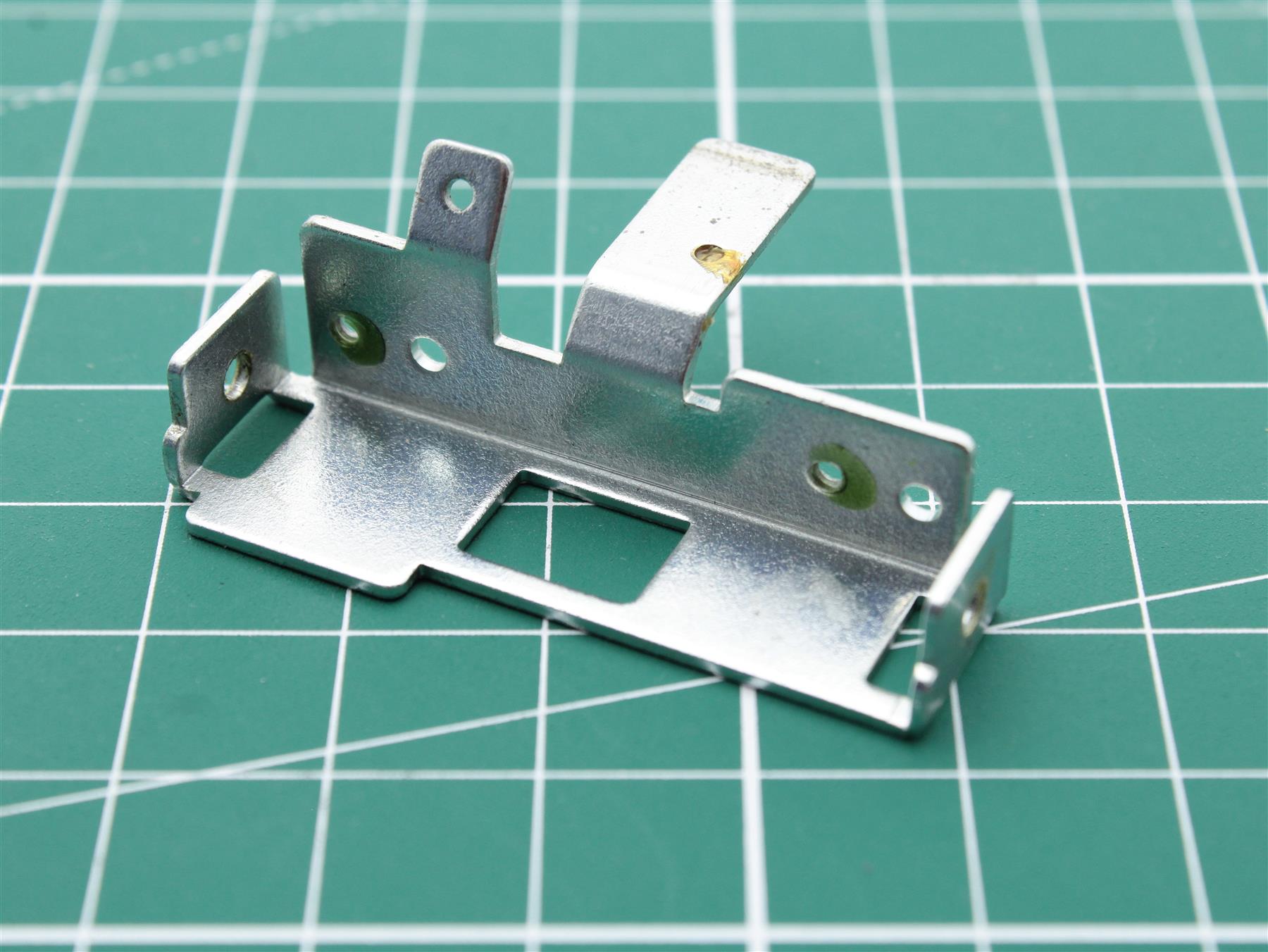 Bang & Olufsen 2548205 – Bracket Genuine Reconditioned Pa