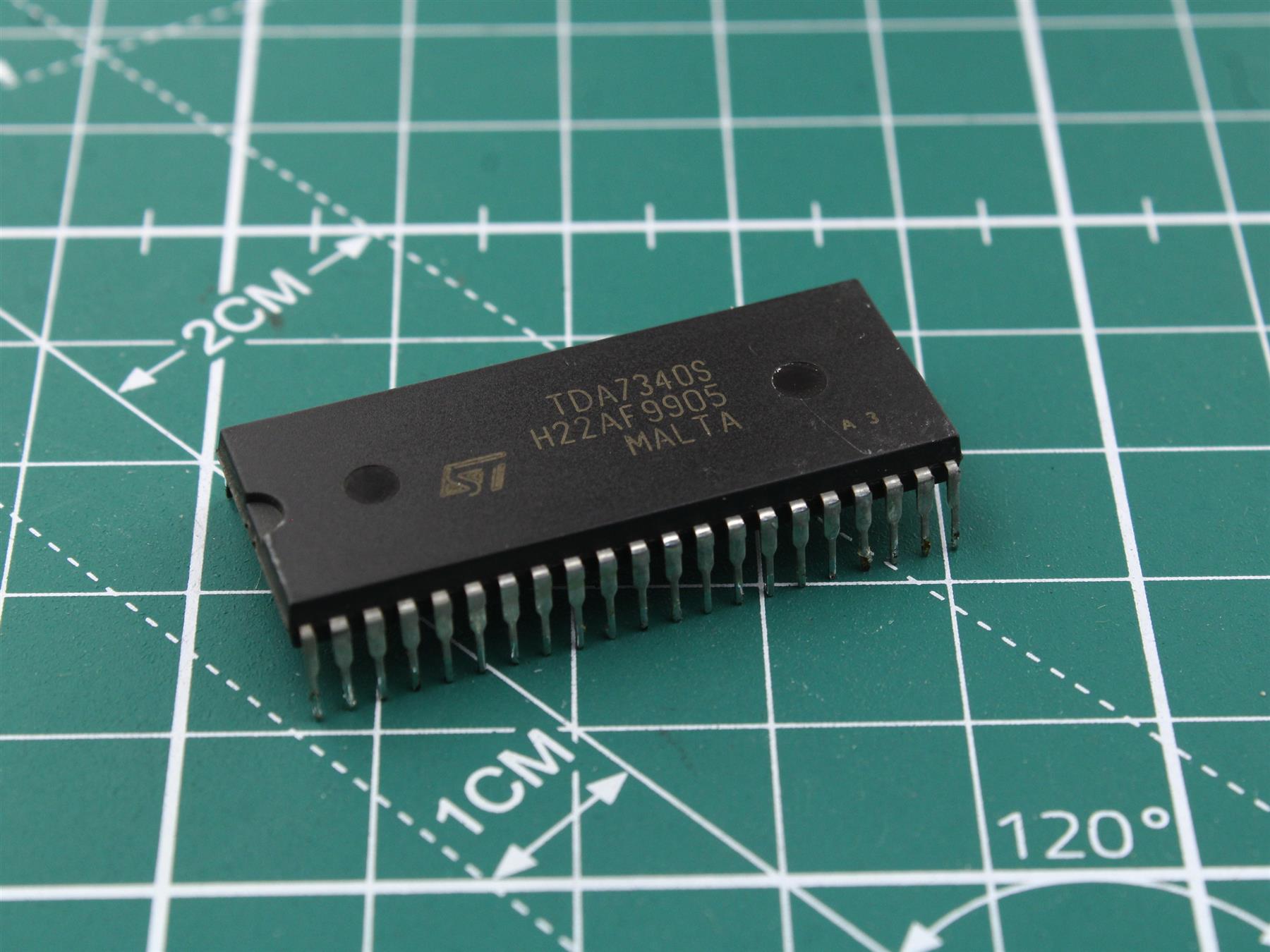 TDA7340S integrated circuit