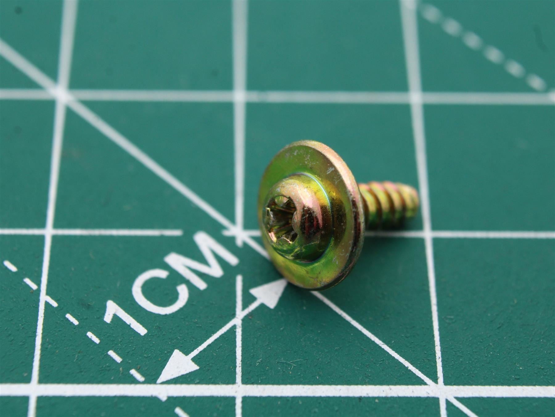 Screw for Marantz CD6003 Mechanism Cd (Position 06)